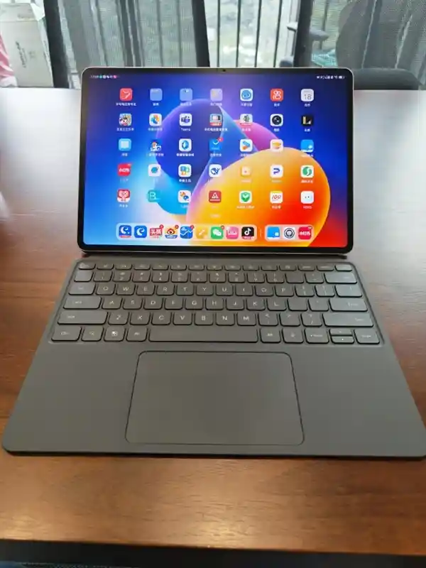 音质天花板！荣耀MagicPad 3八扬声器震撼来袭，功率完胜蓝牙音箱