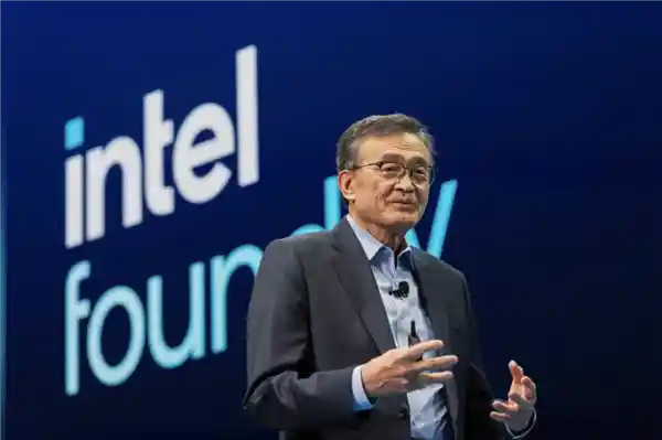 Intel还能笑多久？芯片战场暗流涌动
