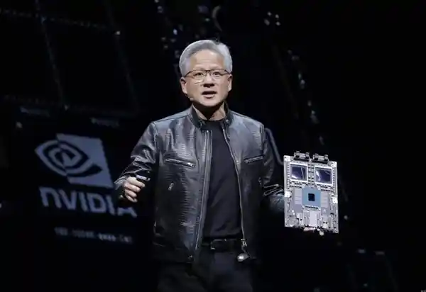 Intel还能笑多久？芯片战场暗流涌动